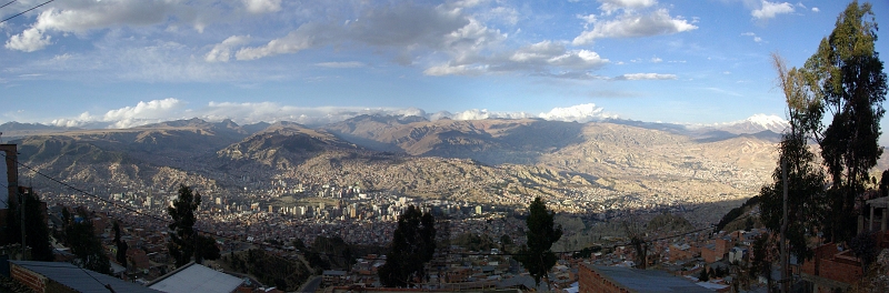 061_IMGP4018_4019A.jpg - La Paz.