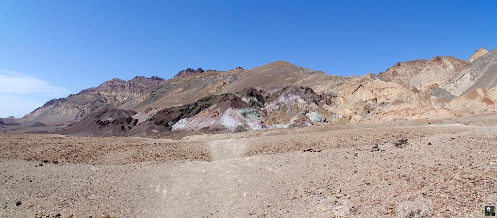 0843_0844.JPG - Artist's drive, une route fait un tour dans ces gorges multicolores.
