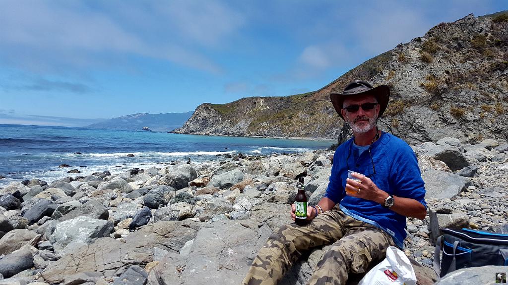 20160708_131839.jpg - Piquenique en bord de mer.